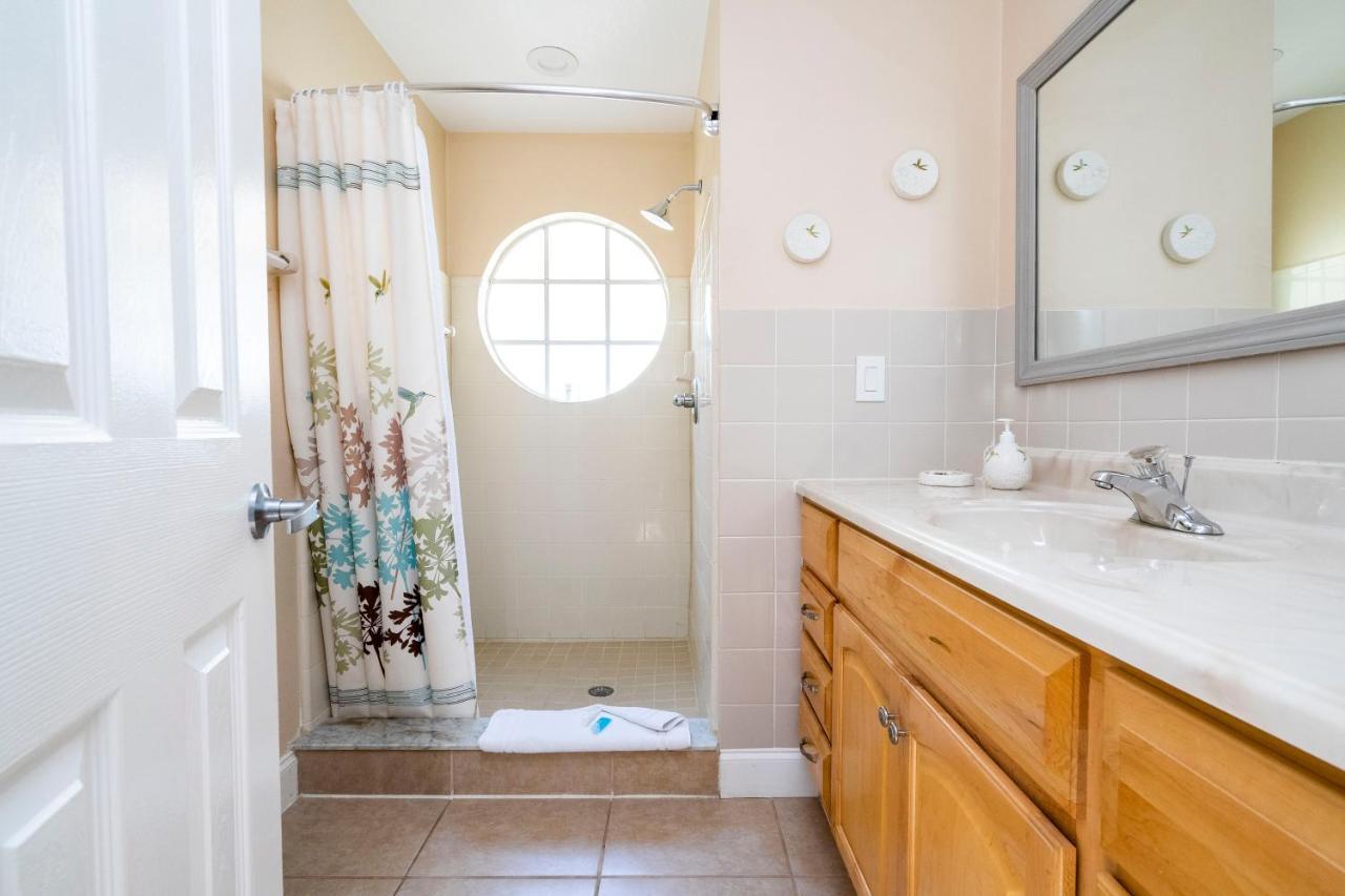 Beautiful Cozy Retreat Near Disney - Spacious Condo Kissimmee Kültér fotó